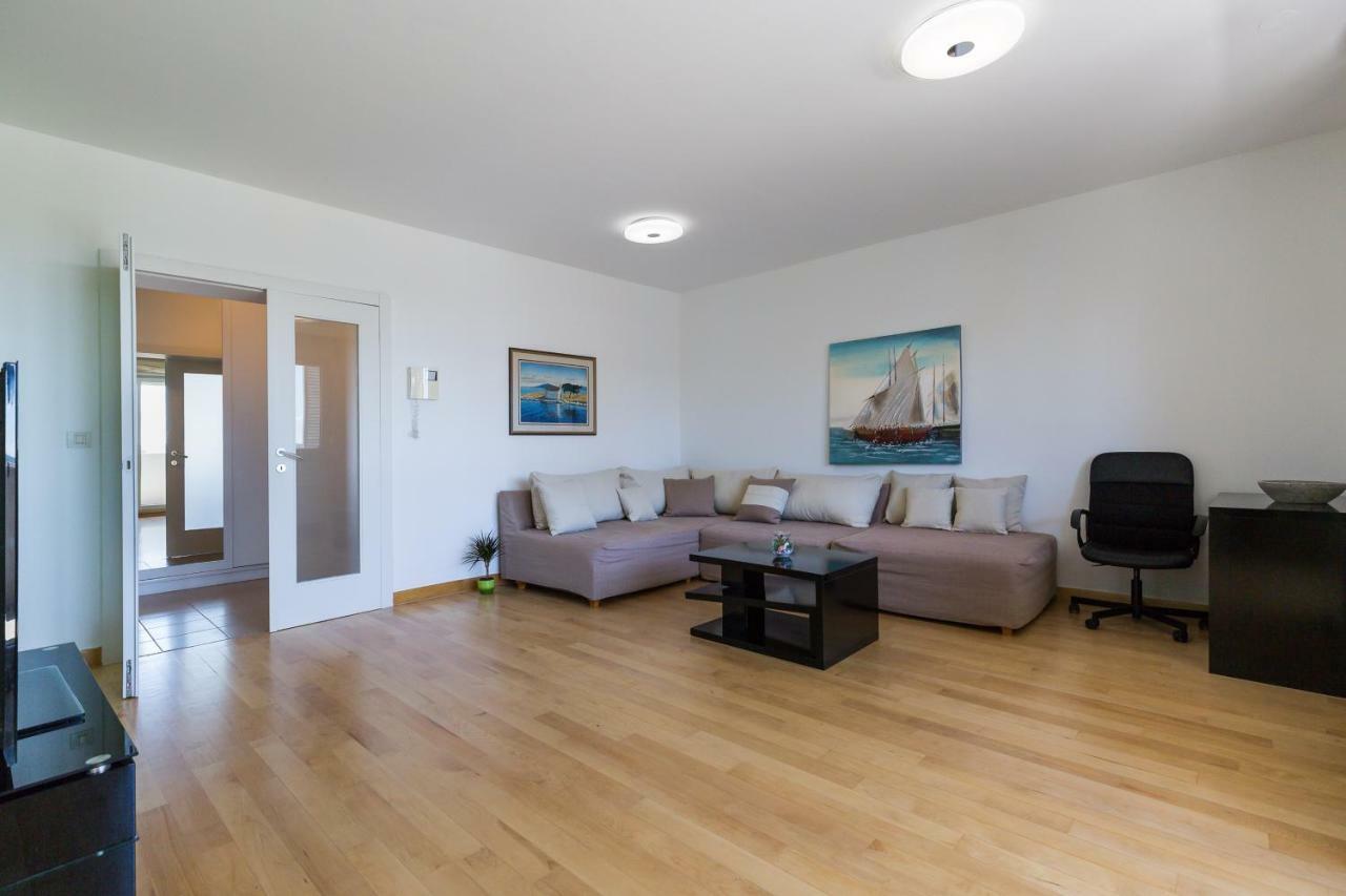 Pavic - Private Parking Appartement Zadar
