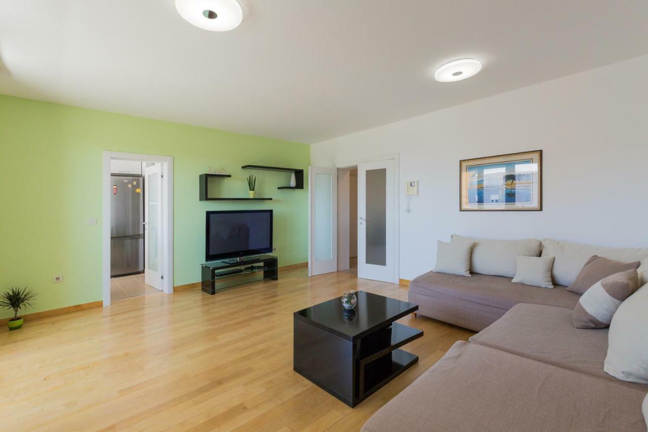Pavic - Private Parking Appartement Zadar