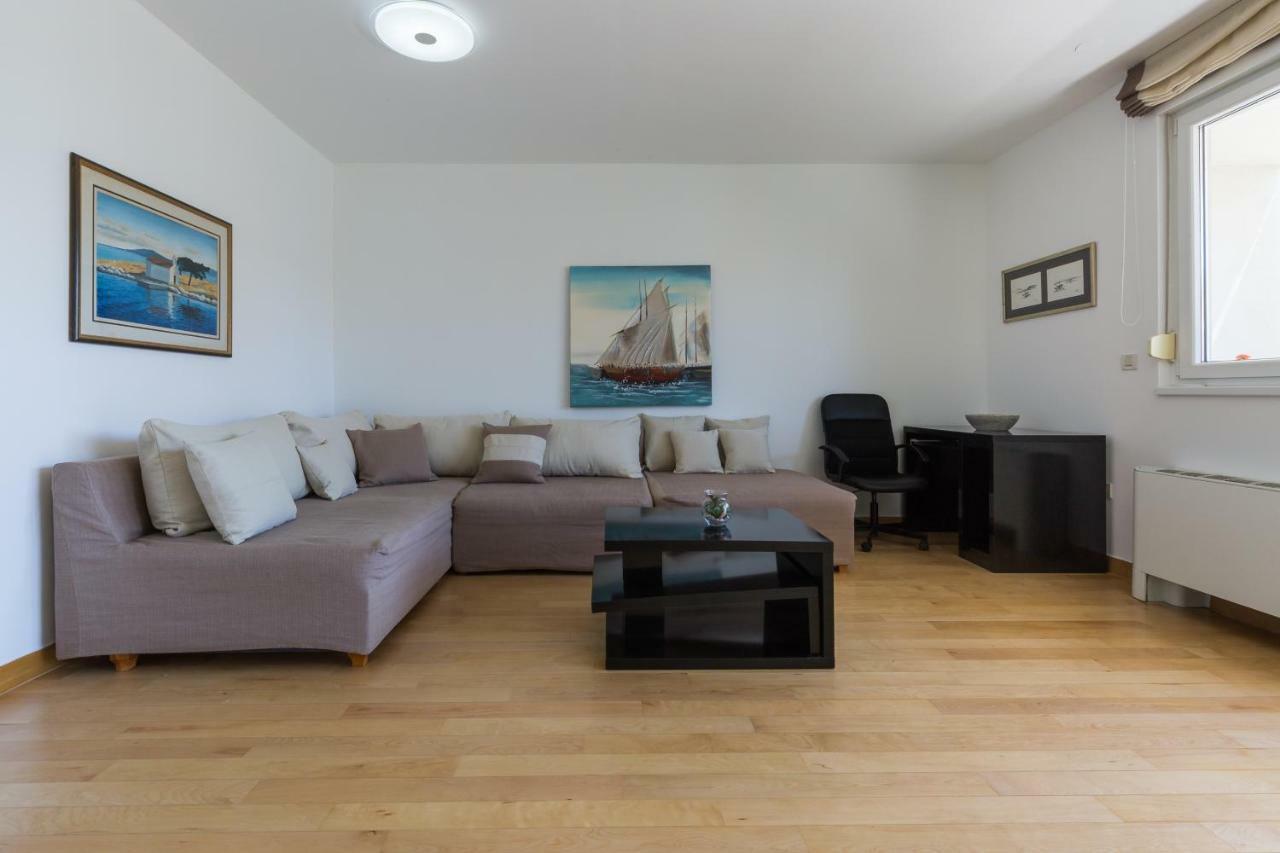Appartement Pavic - Private Parking *